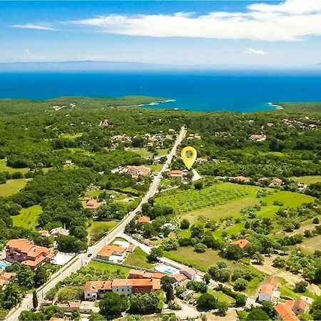 Holiday Home Liberta Krnica Dış mekan fotoğraf