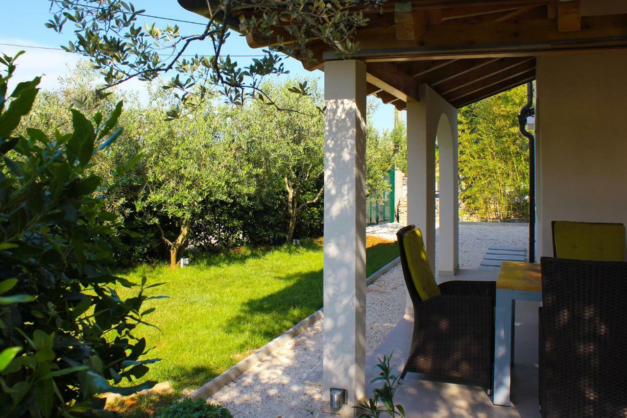 Holiday Home Liberta Krnica Dış mekan fotoğraf